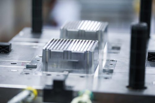 Produktbild aus Metall - zum Blogbeitrag: Übernahme durch zwei Investoren: Pfletschinger & Gauch bleibt erhalten