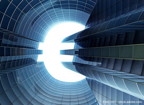 Leuchtendes Eurozeichen - zum Blogbeitrag: Der Aufbau beim NPL-Volumen ist noch nicht abgeschlossen