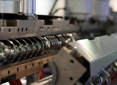 Maschine für Plastik - zum Blogbeitrag: Extrudex: Übernahmelösung für den Spezialisten für Maschinen und Komplettsysteme in der Kunststoff-Extrusion