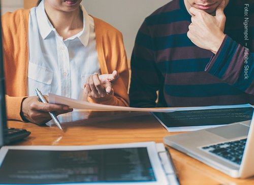 Meeting - zum Blogbeitrag: KRiAN: IT-Spezialist mit Automotive-Fokus setzt Gespräche mit potentiellen Investoren im vorläufigen Insolvenzverfahren fort 
