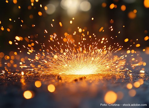 Funken - zum Blogbeitrag: Insolvenzverwalter schafft Übernahme- und Fortführungslösung für Laserschneidetechnik-Spezialisten Klinkhammer