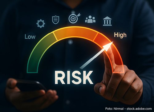 Risiko wird mit hoch und niedrig angezeigt - zum Blogbeitrag: Vertragliche Risikoabsicherung mit Force-majeure-Klauseln