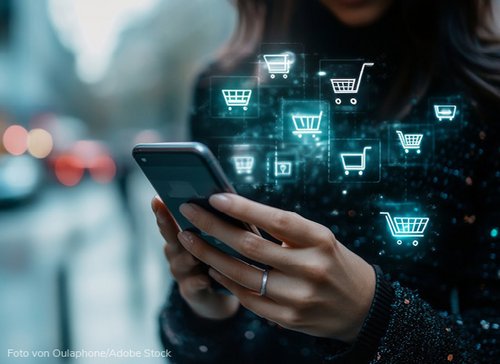 Einkaufswagen schwebend - zum Blogbeitrag: Worauf Online-Händler beim E-Commerce-Boom steuerrechtlich achten sollten