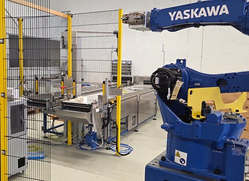 Fräsroboter  - zum Blogbeitrag: VIP Very Important Product Maschinenvertriebs GmbH: Sanierung für Sondermaschinenbauer ist auf den Weg gebracht