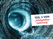 Wasser fliesst durch ein Rohr