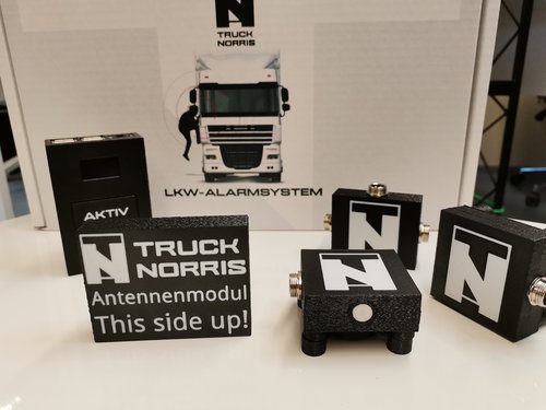 Verschiedene Utensilien von Truck Nurris LKW Alarmsystem